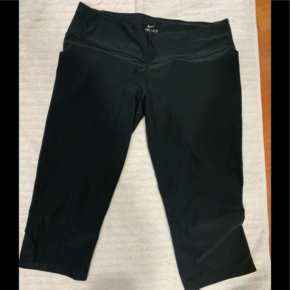 Nike Dri Fit black capris